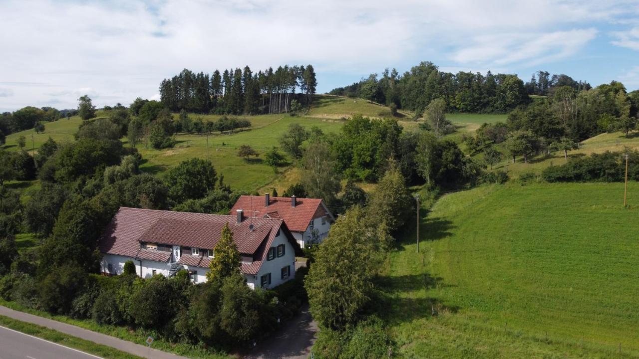 Ferienwohnung Hobbyhof Deggenhausertal Luaran gambar
